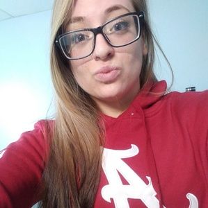 Meet your Posher, Amberlynn